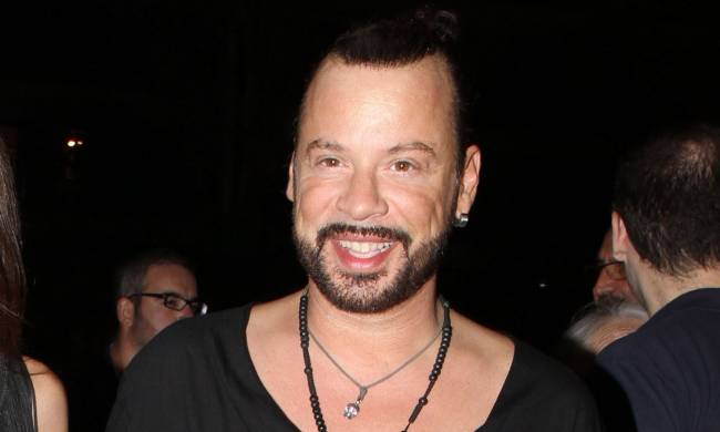 «Δεν έχουμε επαφές με την Παπαρίζου»