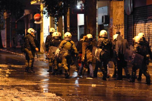 ΤΩΡΑ-Κλειστή η Πανεπιστημίου