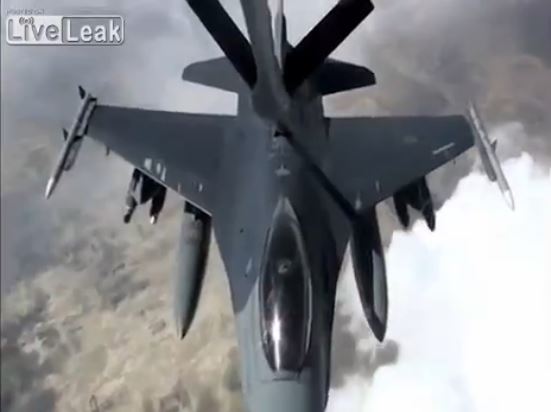 BINTEO-Aνεφοδιασμός του F-16 στον αέρα