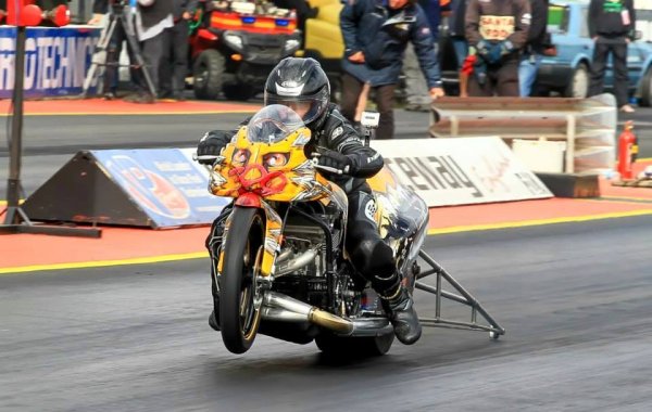 Nεκρός 20χρονος σε αγώνα Dragster στο Ελληνικό