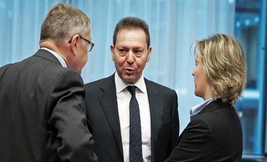 Ο Στουρνάρας παρουσίασε τις εξελίξεις στην ελληνική οικονομία