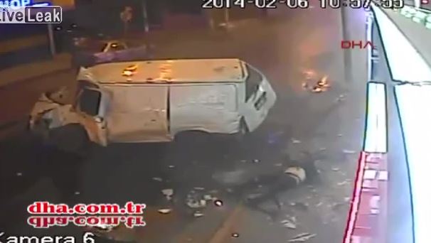 ΒΙΝΤΕΟ-Θα του γίνει το πάθημα, μάθημα;