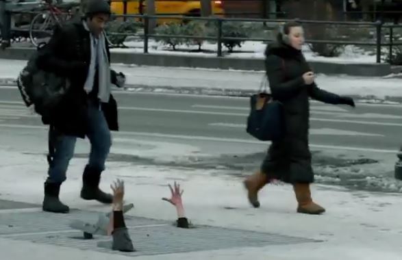 ΒΙΝΤΕΟ-Ζόμπι τρομοκρατούν τους Νεοϋορκέζους