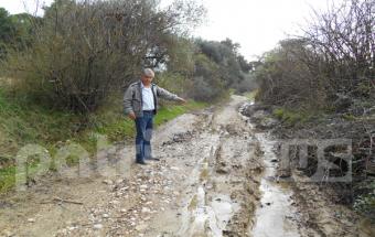 ΦΩΤΟ-Κατεστραμμένοι δρόμοι