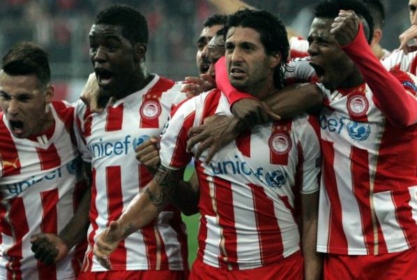 H Γιουνάιτεντ υποκλίθηκε στον Ολυμπιακό