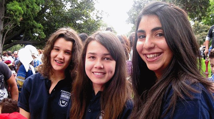 Πλημμύρισε από Ελλάδα το κέντρο της Μελβούρνης