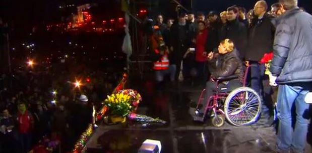 ΦΩΤΟ-Η Τιμοσένκο στην πλατεία Ανεξαρτησίας