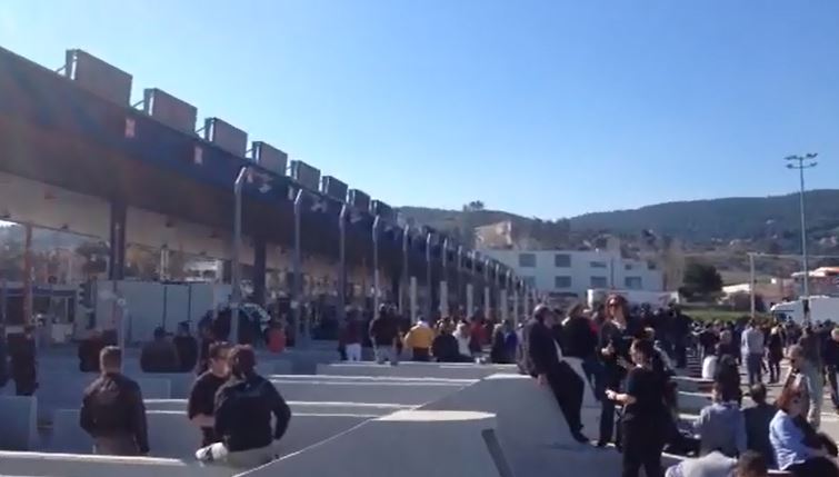 ΒΙΝΤΕΟ-Ελεύθερη η διέλευση πριν από λίγο