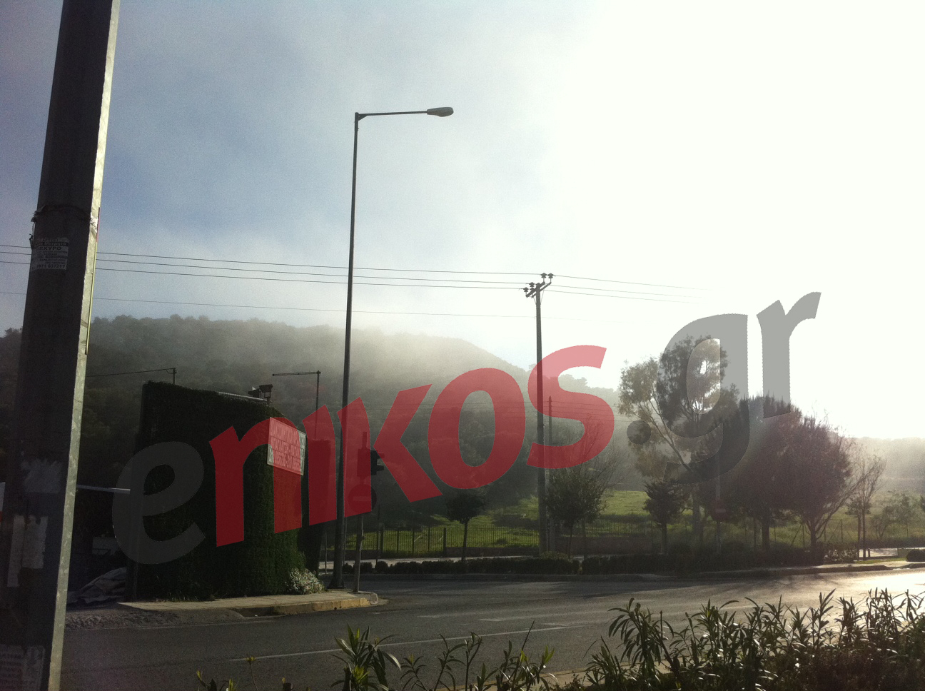 ΦΩΤΟ-Πυκνή ομίχλη και στη Βάρη