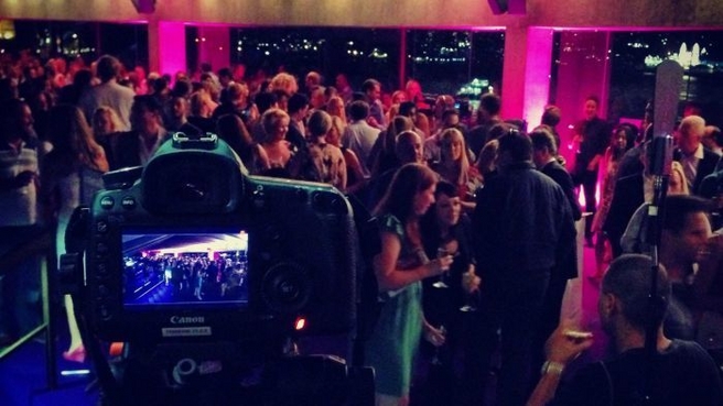 Ραντεβού στα τυφλά για… Γκίνες