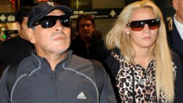 Ο Μαραντόνα ξαναπαίζει μπάλα