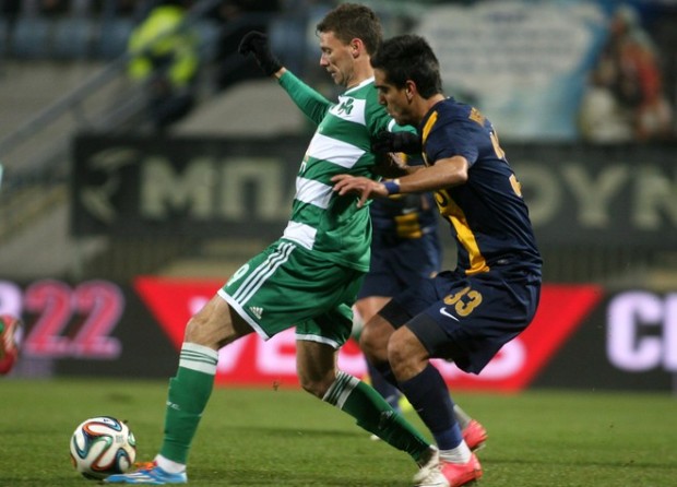 Τον νίκησε και τον προσπέρασε