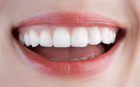 12 χρήσιμες συμβουλές για τα δόντια σας