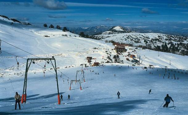 Ανοιχτά τα χιονοδρομικά κέντρα στη Μακεδονία