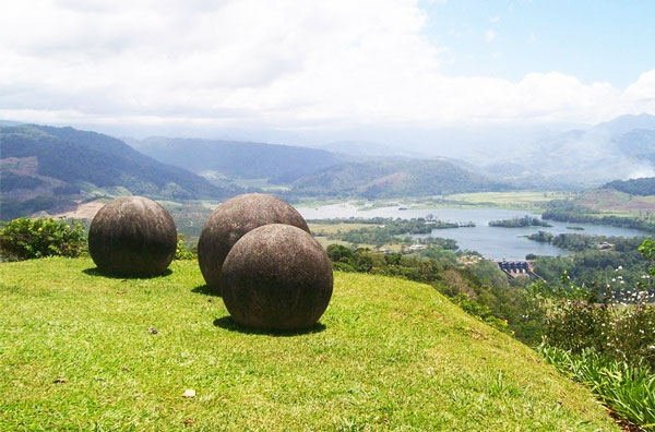 Οι μυστηριώδεις πέτρες της Κόστα Ρίκα