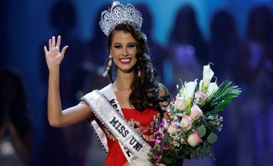 ΦΩΤΟ-Η διαμαρτυρία της Μις Κόσμος