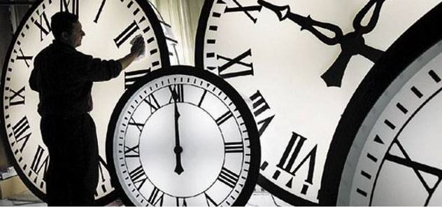 Γιατί αλλάζει η ώρα την Κυριακή;