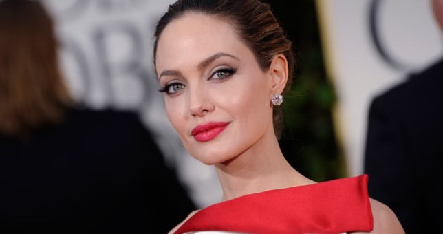 Τζολί: Με συγκινεί η αγάπη των γυναικών