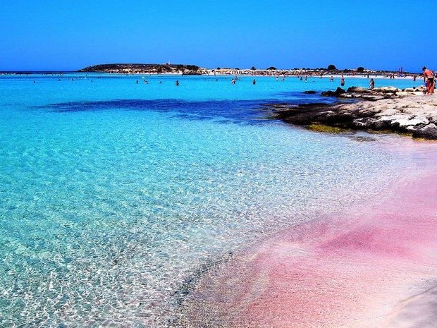 To top 10 των ελληνικών νησιών που προτιμούν οι Σουηδοί