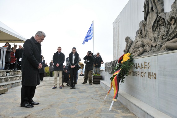 Νοίκιασαν 9 ταξί προς 300 ευρώ το ένα για τη μεταφορά του Γκάουκ