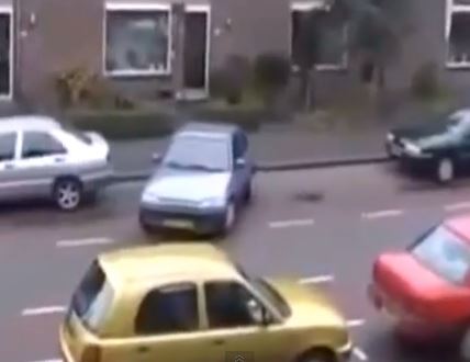 ΒΙΝΤΕΟ-Όταν το παρκάρισμα γίνεται… επιστήμη