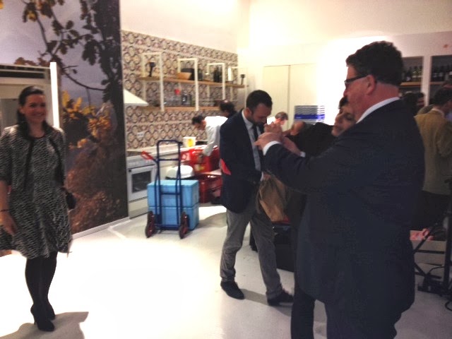 ΦΩΤΟ-Η Όλγα Κεφαλογιάννη σε ποδήλατο με τον Φούχτελ