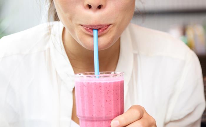 Συνήθειες που καταστρέφουν τα δόντια