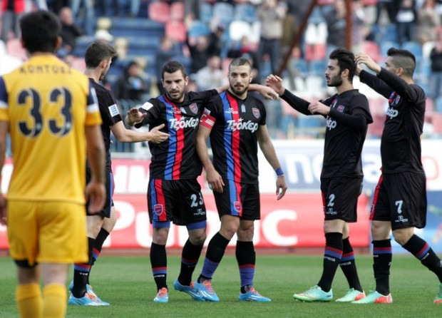 Ο Πανιώνιος αγκάλιασε την παραμονή