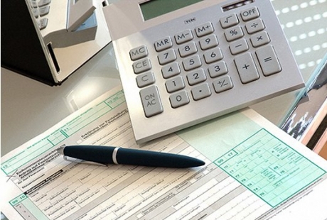 Δείτε αν πρέπει να υποβάλετε Ε9