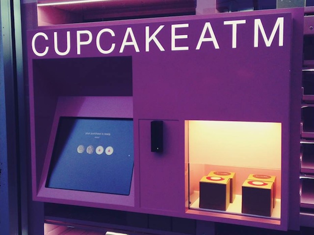 ΑΤΜ πουλάει cupcakes!