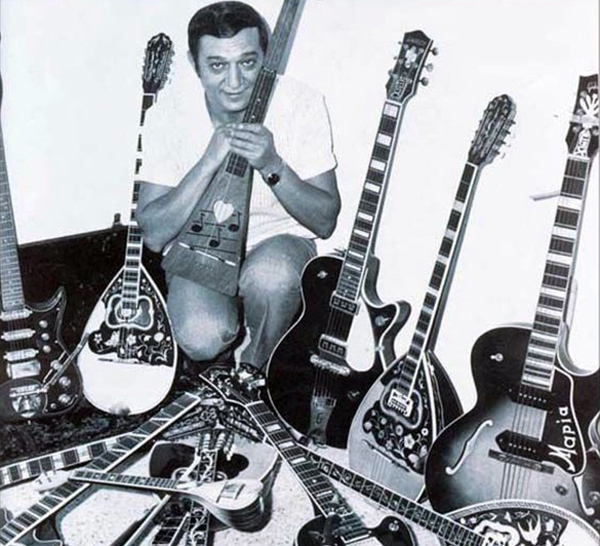 Σαν σήμερα γεννήθηκε και πέθανε ο Μανώλης Χιώτης