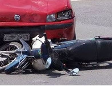 Τον παρέσυρε και τον εγκατέλειψε