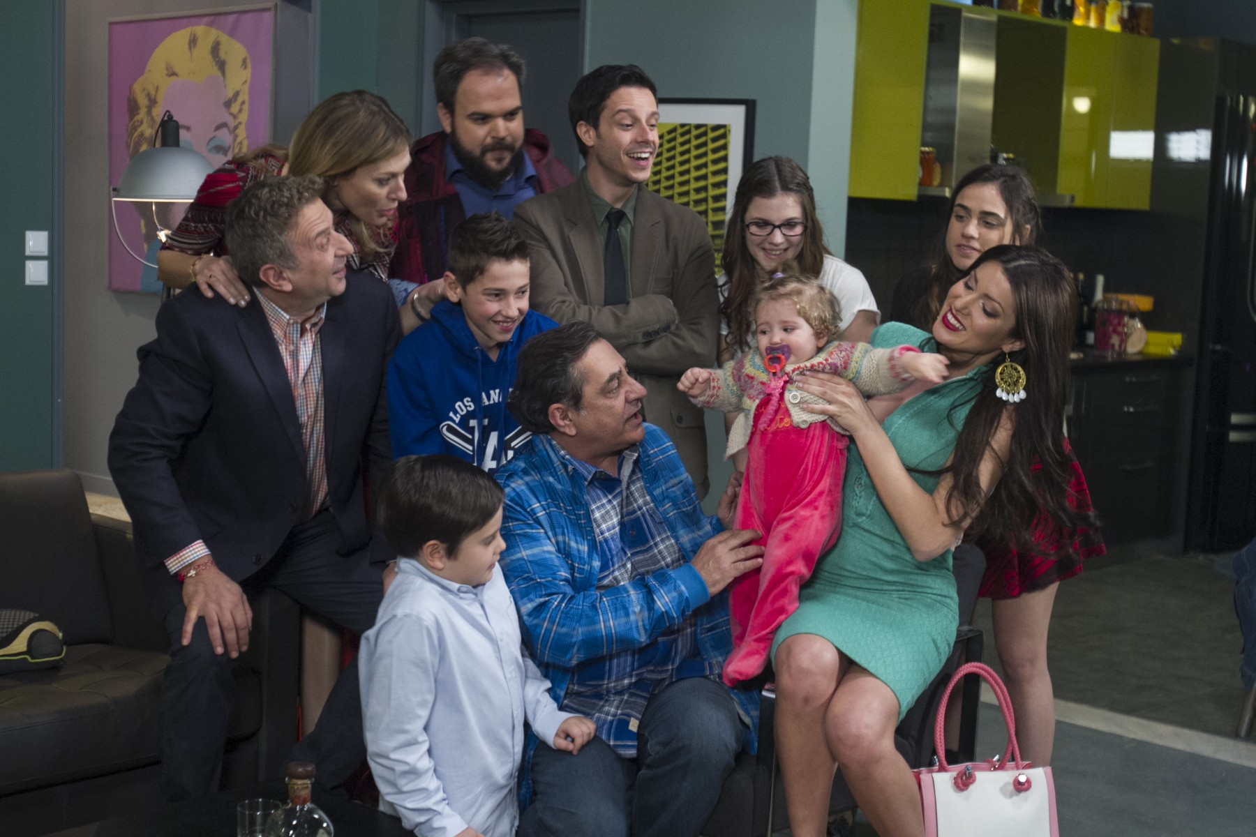 “Μοντέρνα Οικογένεια”: Τι τηλεθέαση έκανε η νέα σειρά του Mega;
