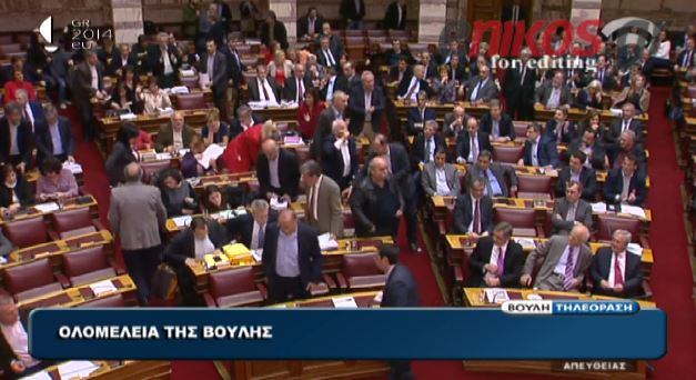 ΒΙΝΤΕΟ-Η αποχώρηση του ΣΥΡΙΖΑ από τη Βουλή-Τσίπρας: Αποχωρούμε