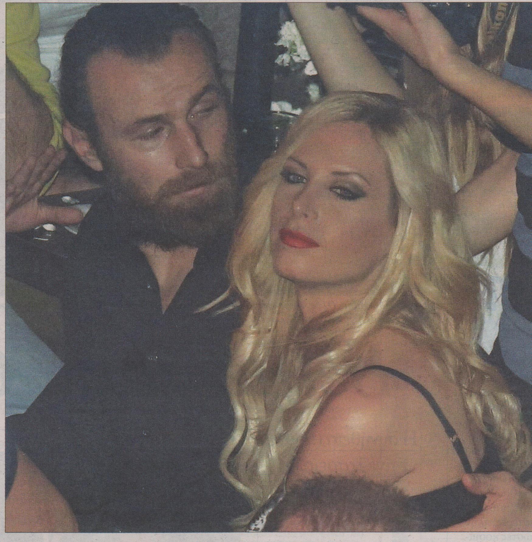 ΦΩΤΟ-Ποια έβαλε γκολ στην καρδιά του Αμανατίδη;