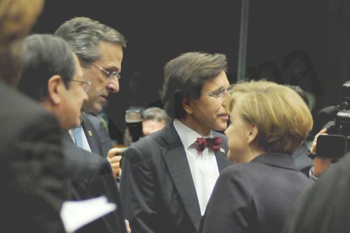 ΦΩΤΟ-Τετ α τετ Σαμαρά – Μέρκελ