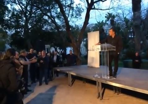 ΒΙΝΤΕΟ-Ο ηλικιωμένος που είπε στον Θεοδωράκη: Άντε γεια