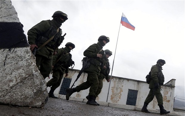 Συνοριοφρουρά στην Κριμαία υπό ρωσικό έλεγχο