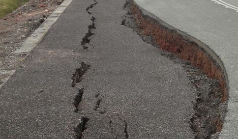 «Κάθισε» ο δρόμος προς Άκοβο