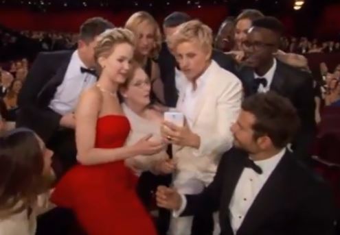 ΒΙΝΤΕΟ-H selfie με τις 1,3 εκατ. αναδημοσιεύσεις