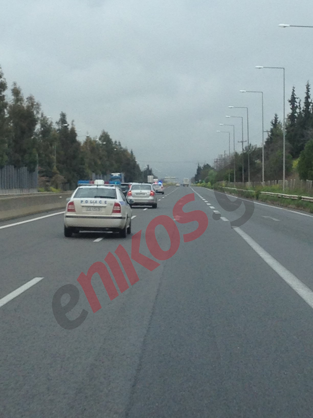 ΦΩΤΟ-Επιχείρηση σκούπα στη δυτική Αττική