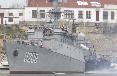 Ομάδα ενόπλων κατέλαβε ουκρανική κορβέτα