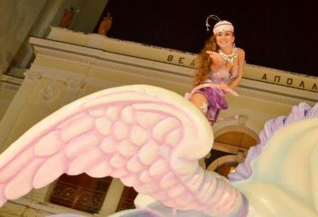 ΒΙΝΤΕΟ-30.000 καρναβαλιστές στους δρόμους της Πάτρας