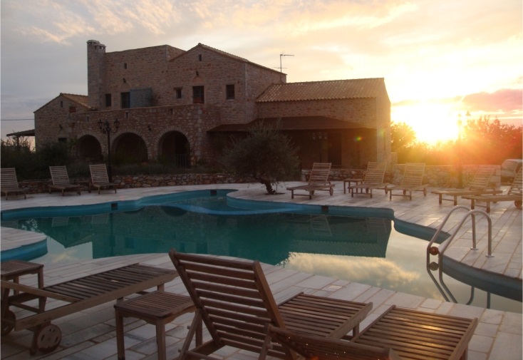 Ρομαντικό τριήμερο στο Κτήμα Καραγεώργου στη Μάνη