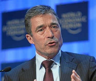 Ράσμουσεν: Απειλή για την ειρήνη η Ρωσία