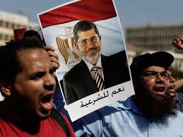 Καταδικάστηκαν σε θάνατο υποστηρικτές του Μόρσι