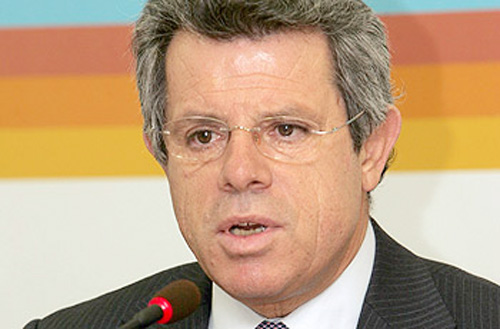 Βλάχος: Επιτέλους η τρόικα ας ασχοληθεί με τα σοβαρά