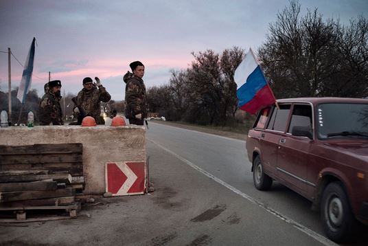Και επίσημα υπό ρωσικό στρατιωτικό έλεγχο η Κριμαία