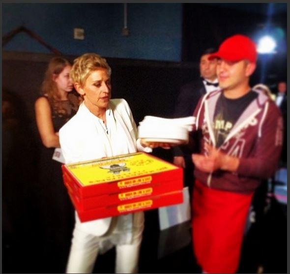 BINTEO-Οσκαρικό τιπ 1.000 δολαρίων στον πιτσαδόρο