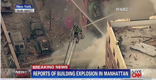 ΤΩΡΑ-Πληροφορίες για κατάρρευση δύο κτιρίων στη Νέα Υόρκη